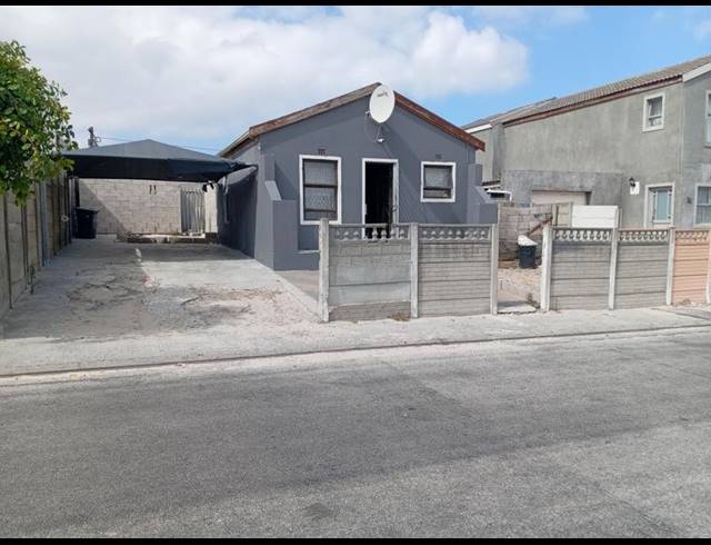 3 BEDROOM HOUSE FOR SALE IN BAYVIEW